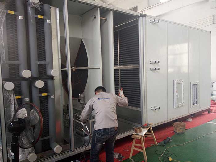 威海某大型化工企業(yè)兩臺10%濕度，40000風(fēng)量2臺除濕機(jī)組